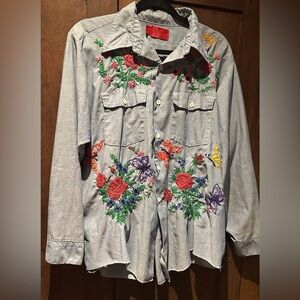 Embroidered Floral Women's Shirt